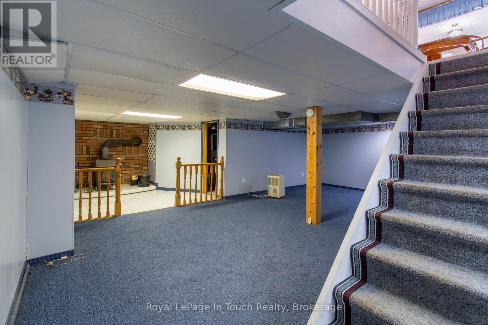 748 OVERHEAD BRIDGE ROAD - 29