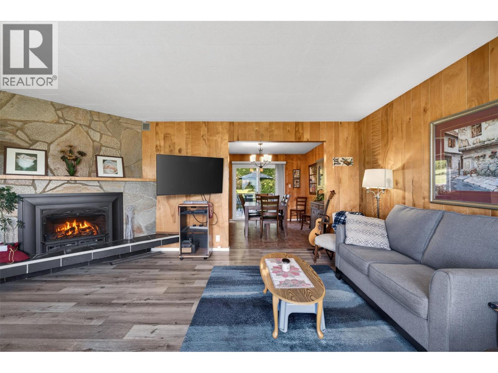  2460 23 Street Northeast, Salmon Arm