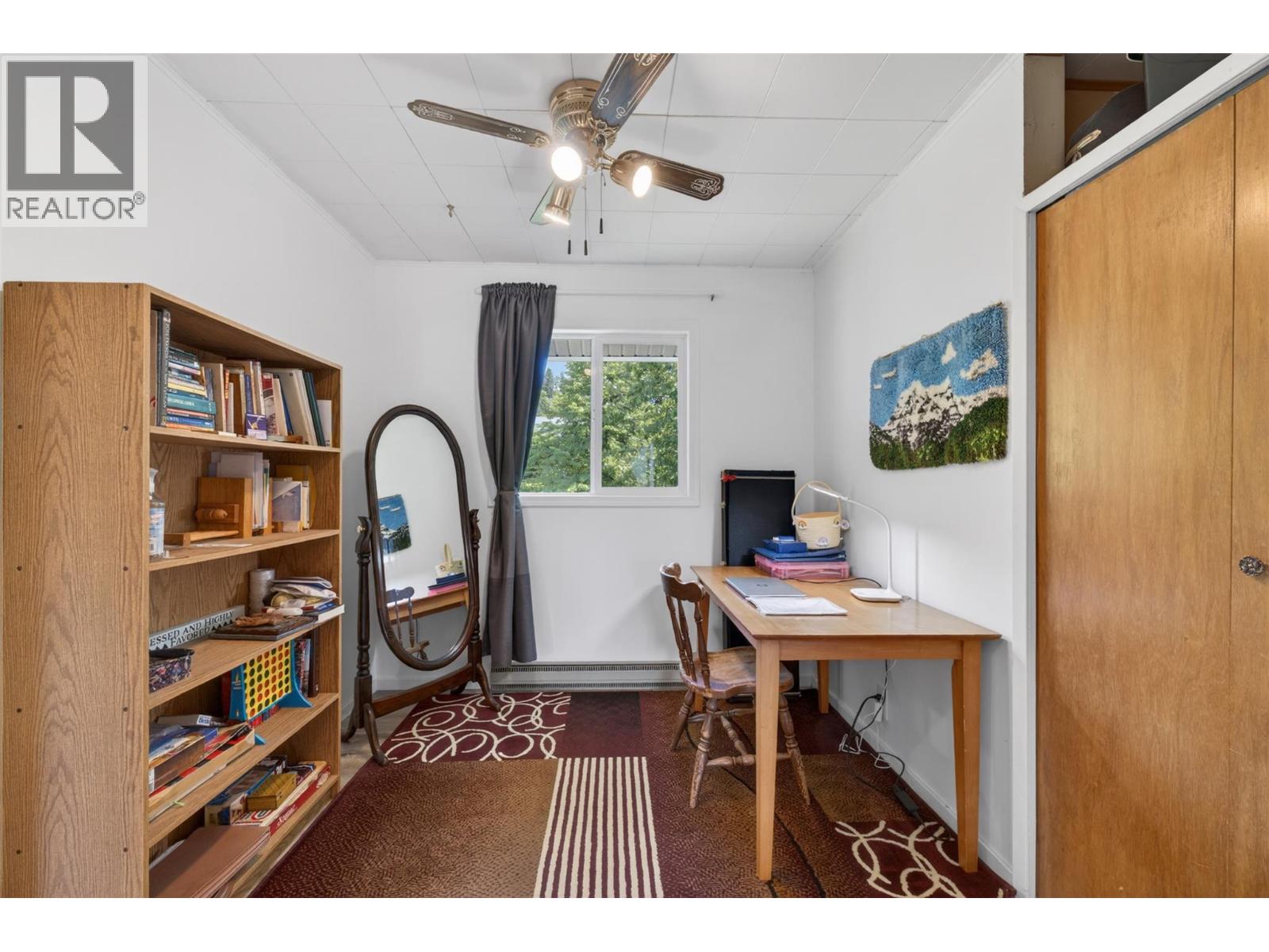  2460 23 Street Northeast, Salmon Arm