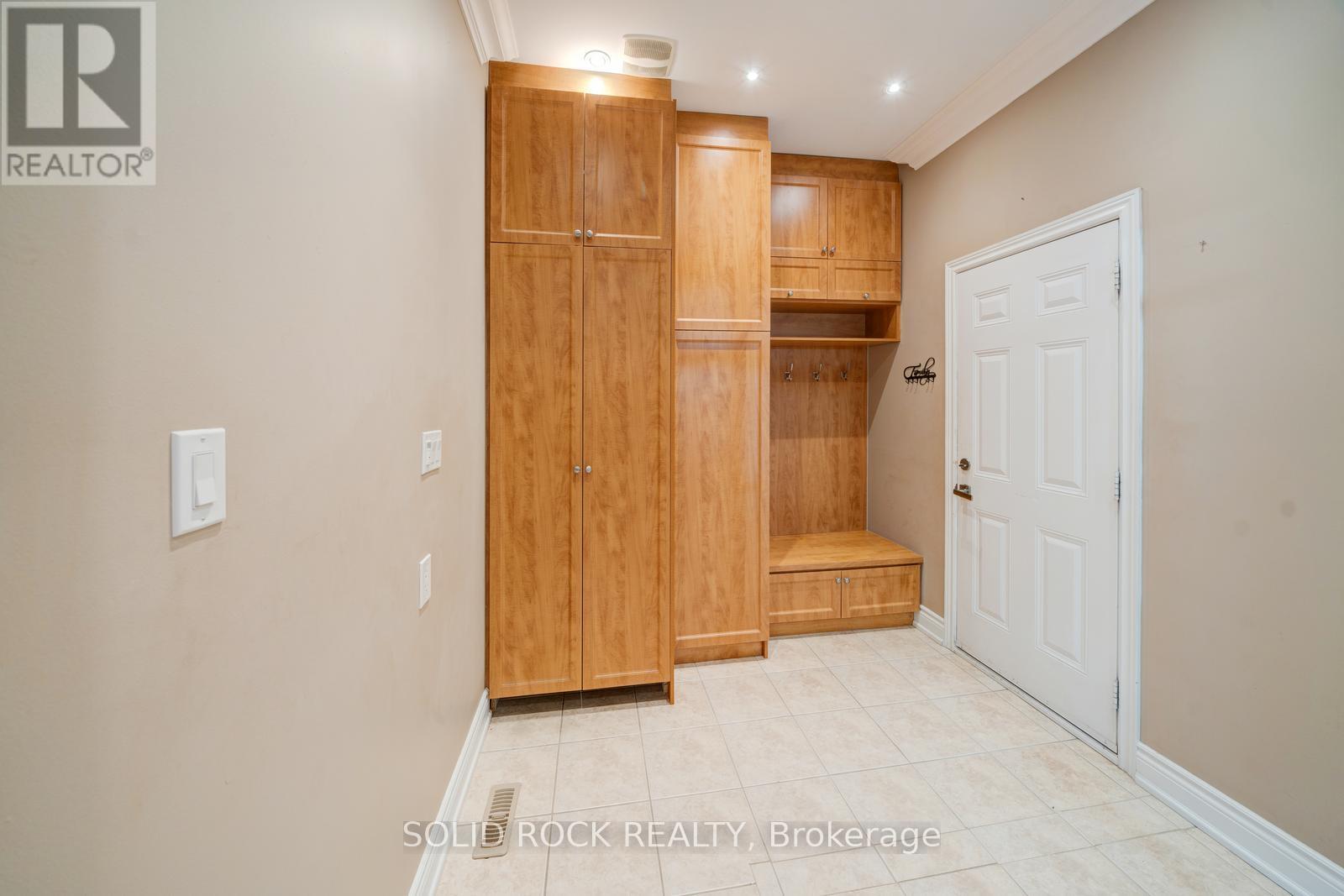 32 ALBERT ROFFEY CRESCENT - 11