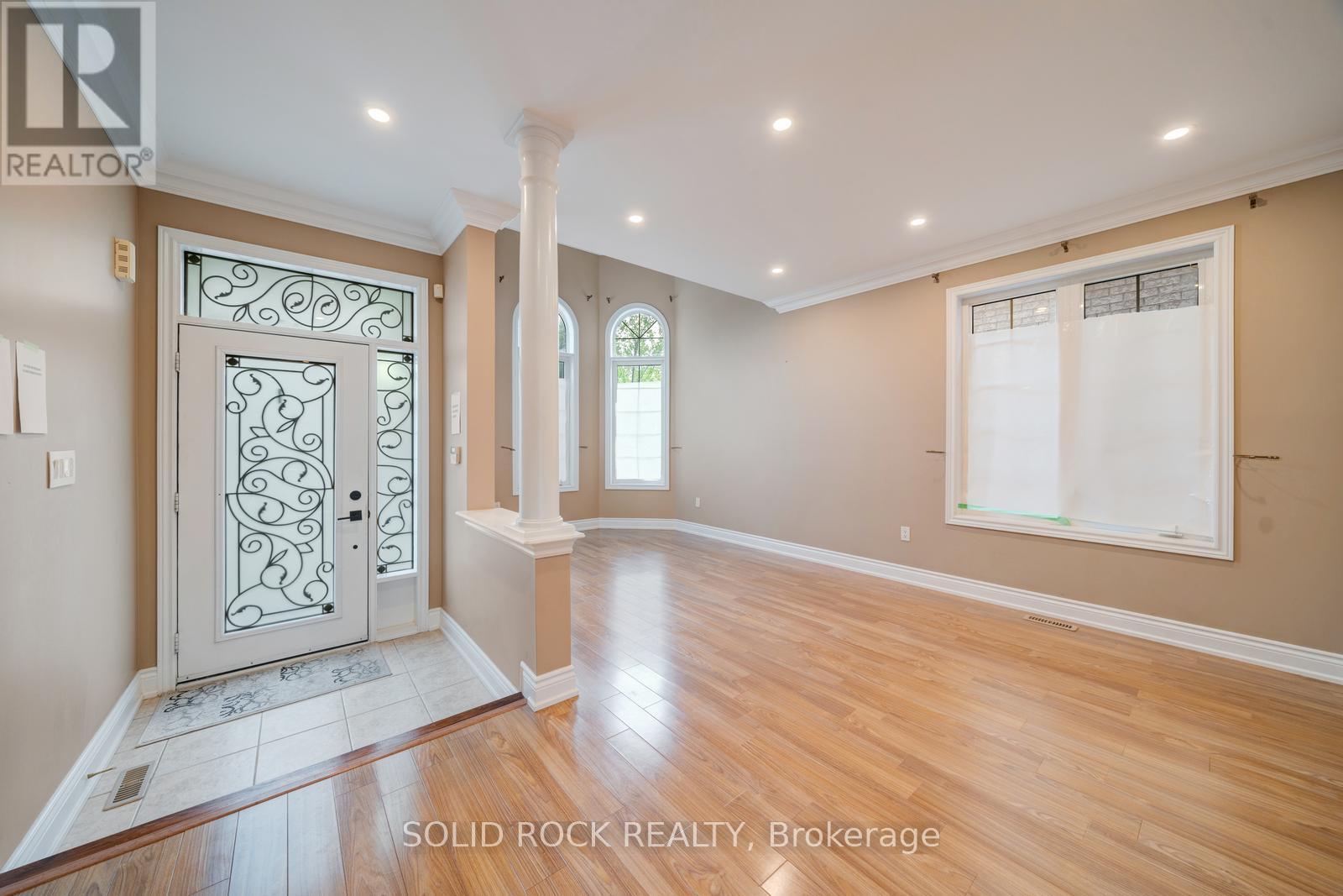 32 ALBERT ROFFEY CRESCENT - 3