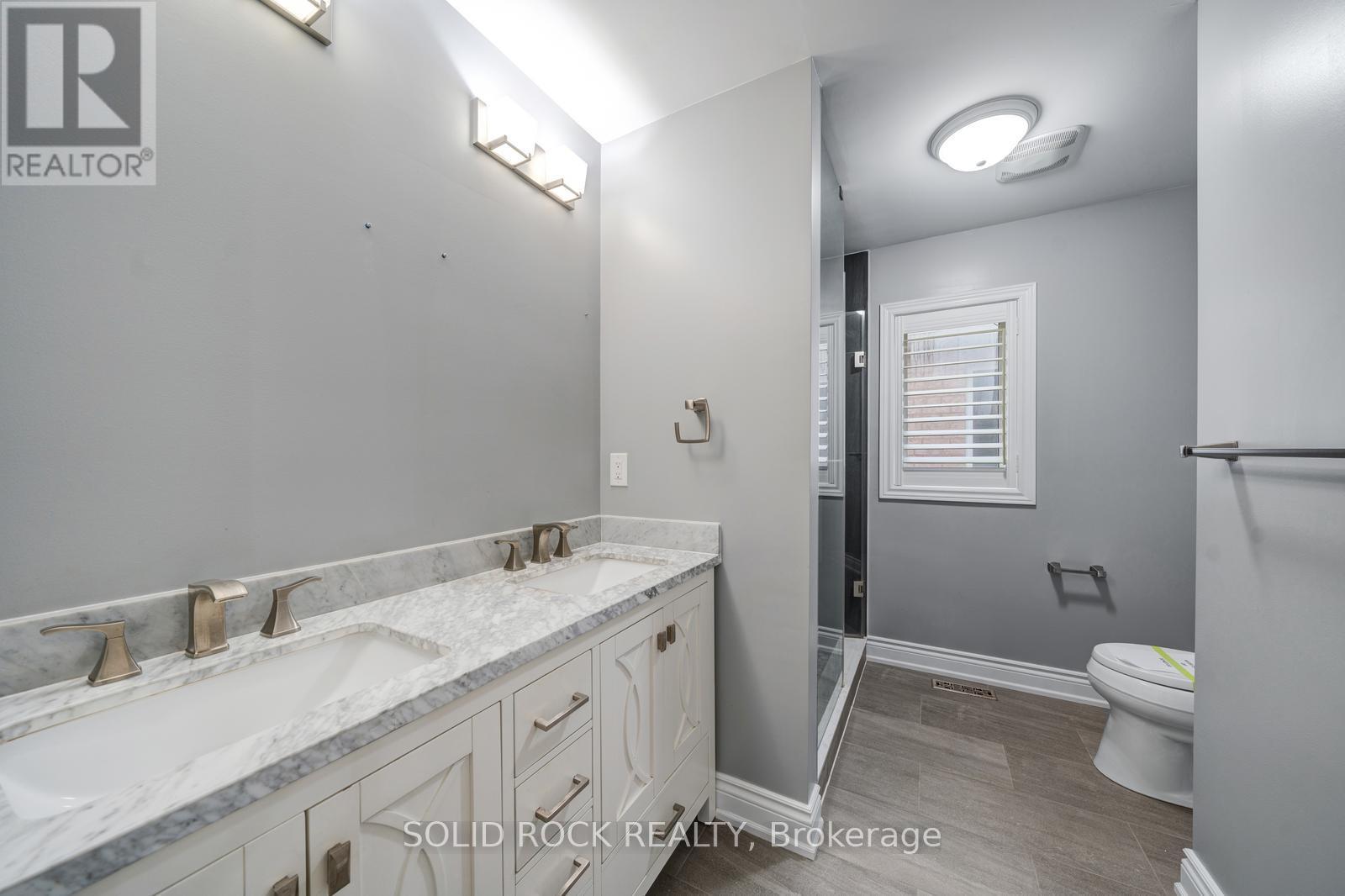 32 ALBERT ROFFEY CRESCENT - 30
