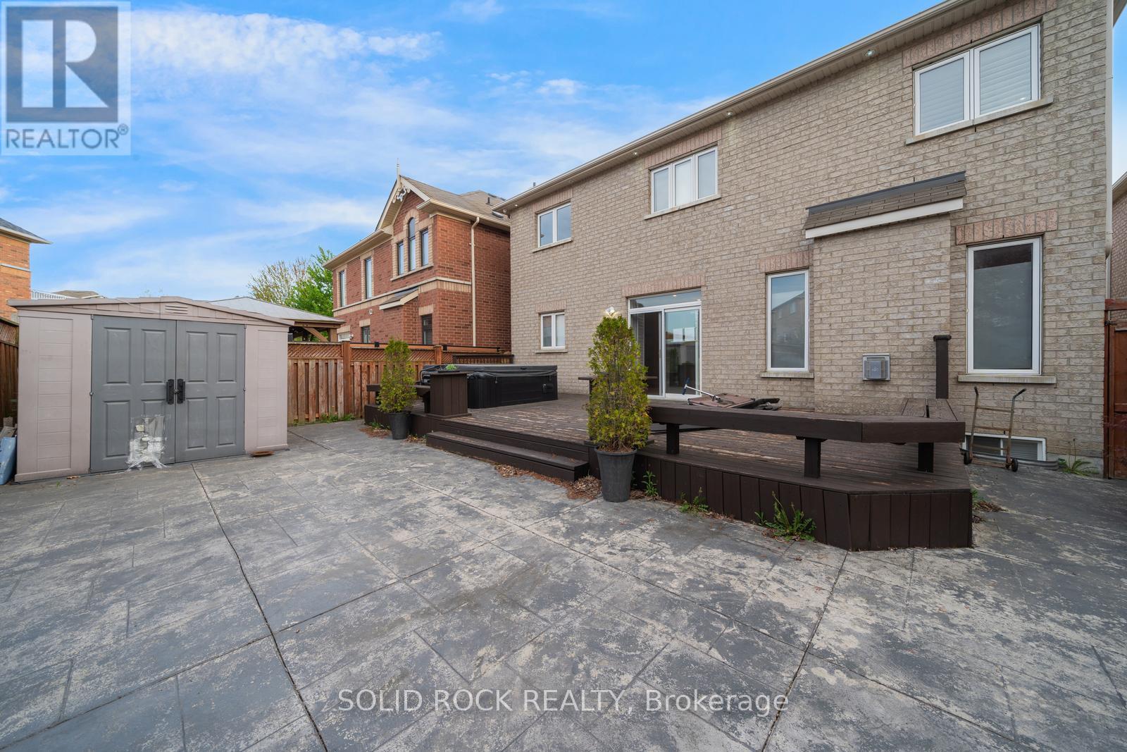 32 ALBERT ROFFEY CRESCENT - 46