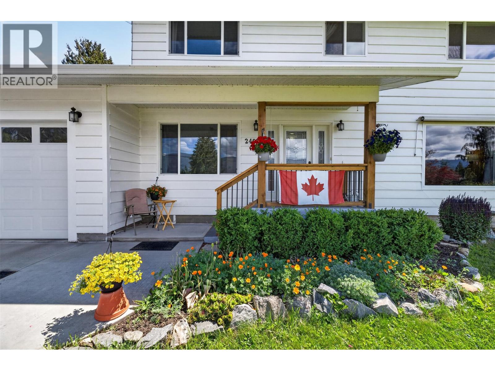 2460 23 Street Northeast, Salmon Arm