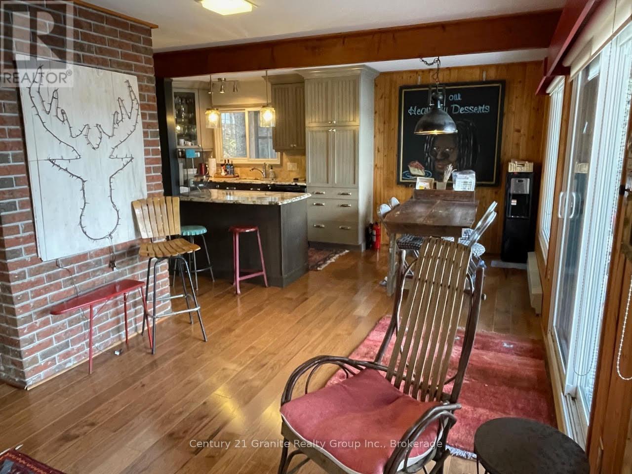 1038 BROKEN PADDLE ROAD - 11