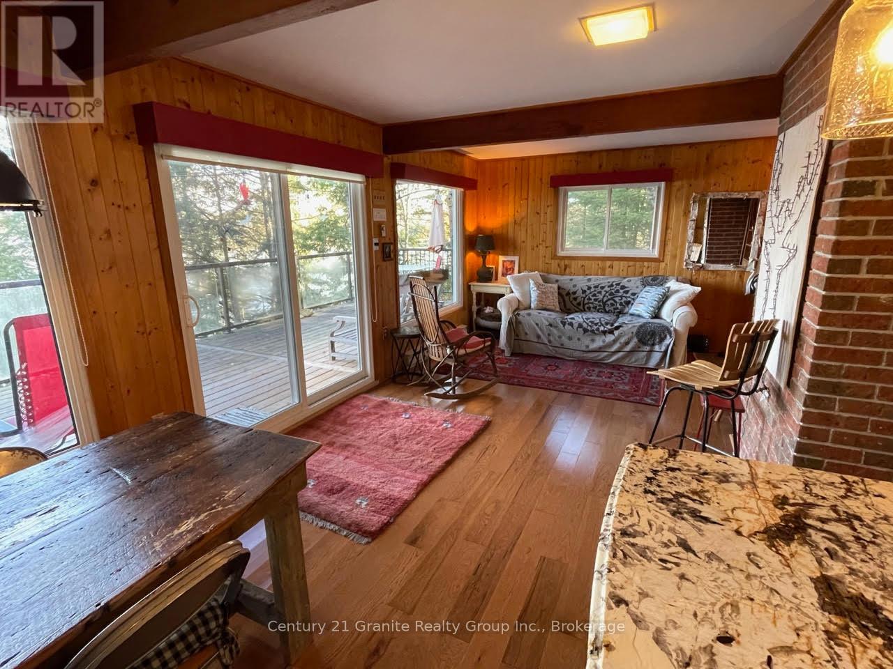1038 BROKEN PADDLE ROAD - 12