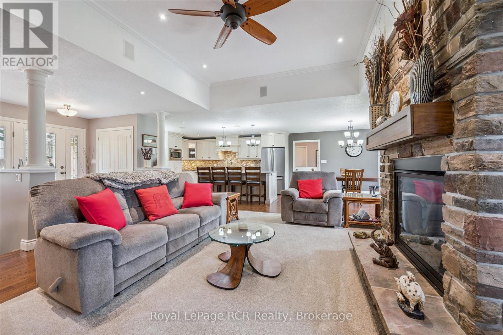 104 HARRIS CRESCENT - 17