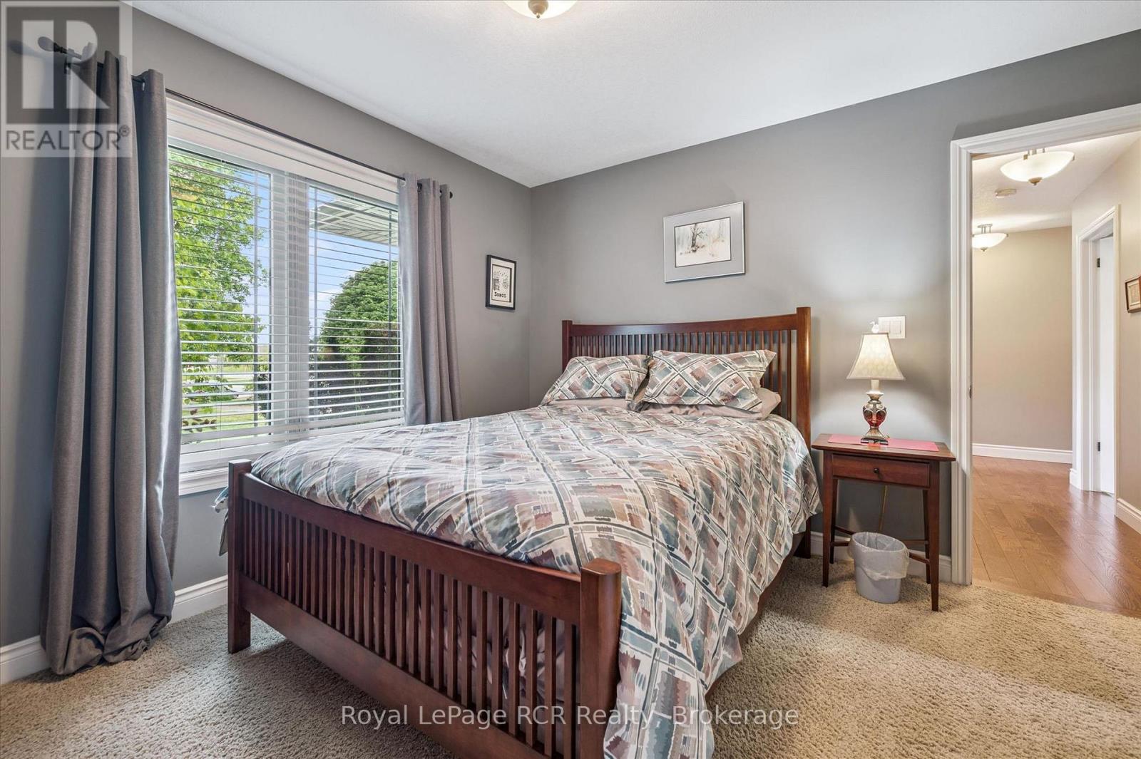 104 HARRIS CRESCENT - 27