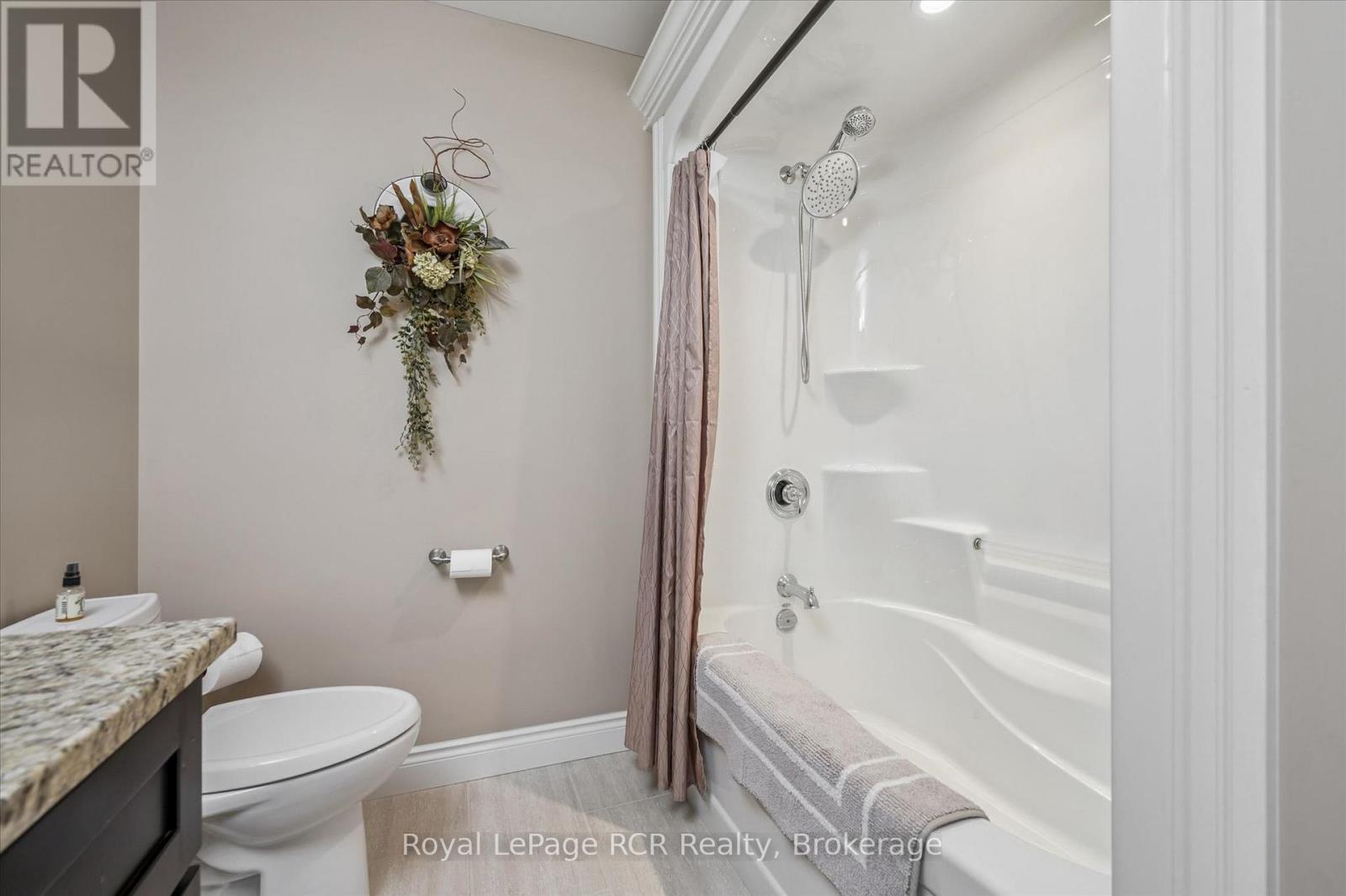 104 HARRIS CRESCENT - 29