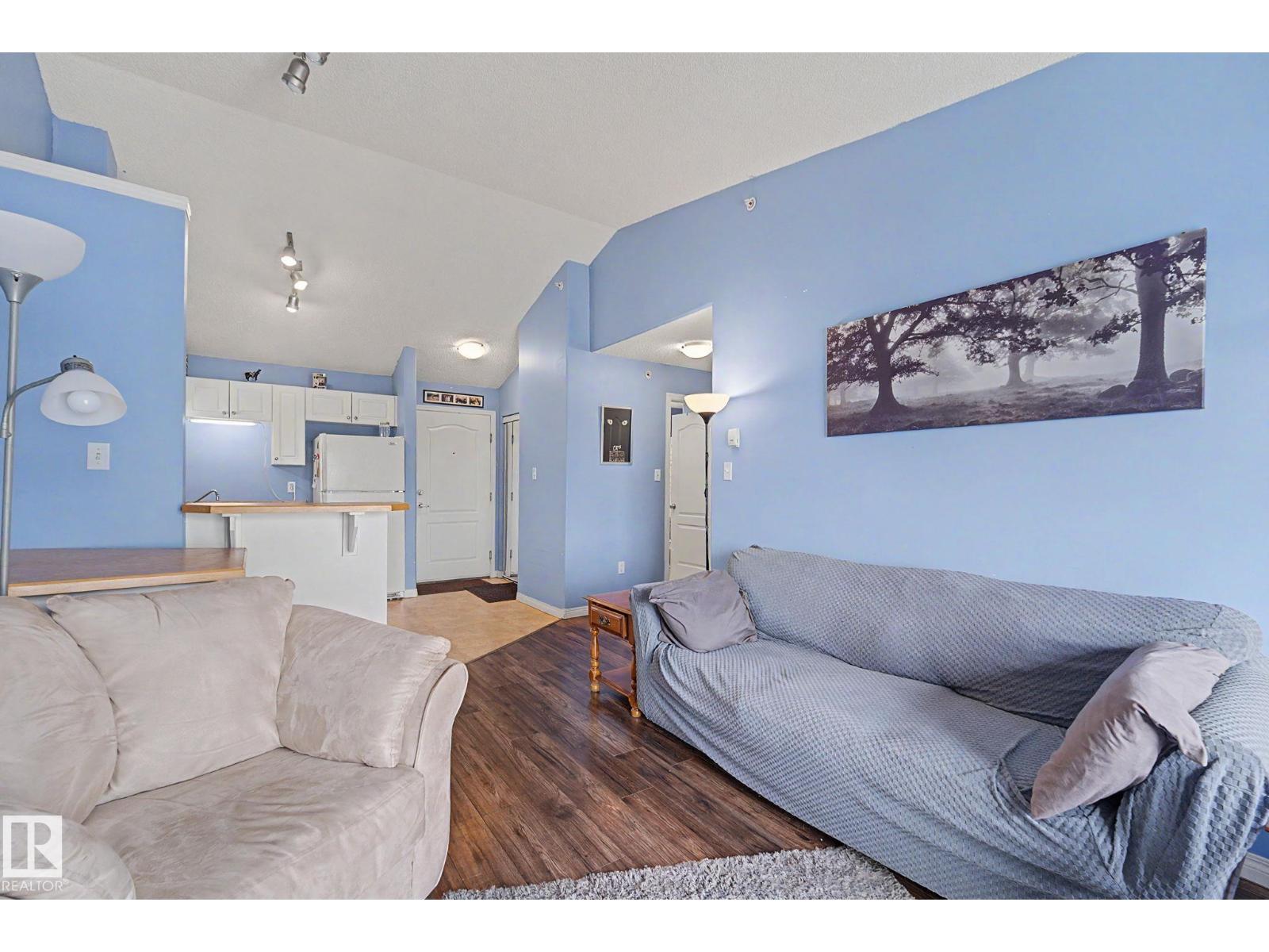 #414 151 Edwards DR SW SW - 12
