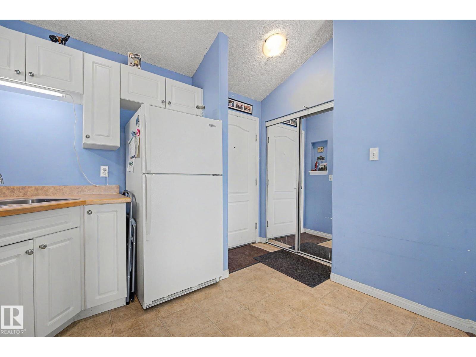 #414 151 Edwards DR SW SW - 6