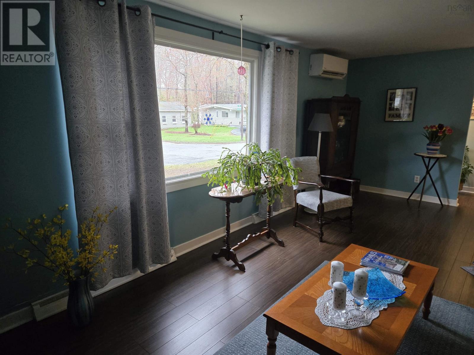 Property 4 of 46 of 27 Smith Avenue