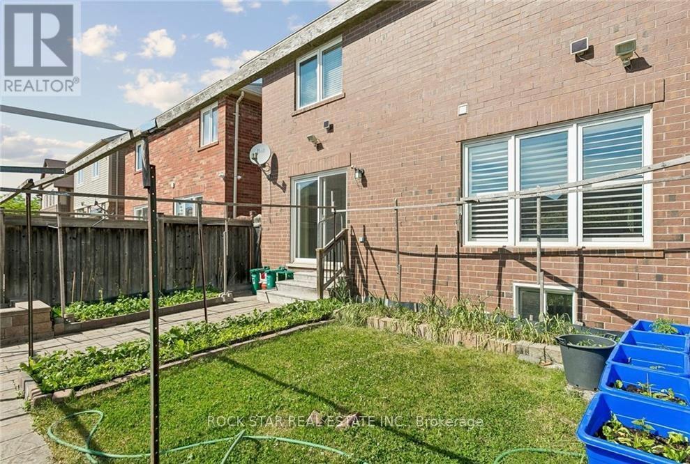 10 KLEMSCOTT ROAD - 35