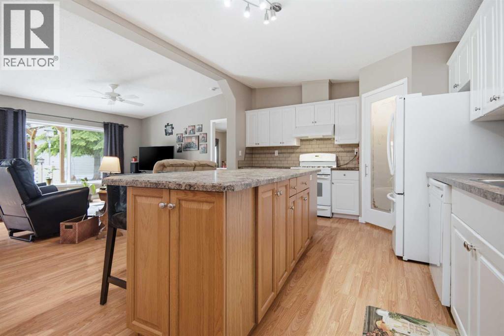 4919 Doncaster Avenue, Red Deer