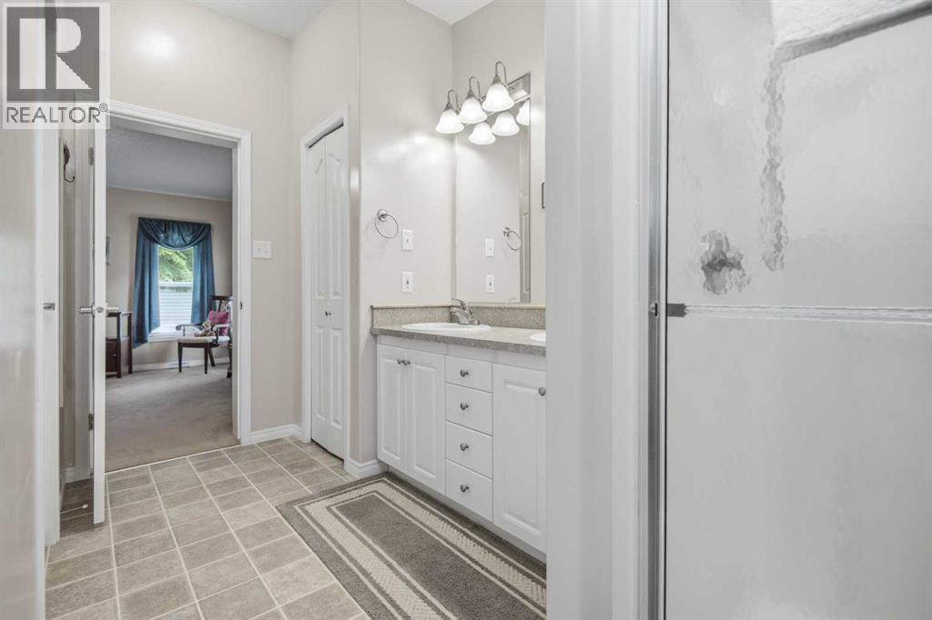 4919 Doncaster Avenue, Red Deer
