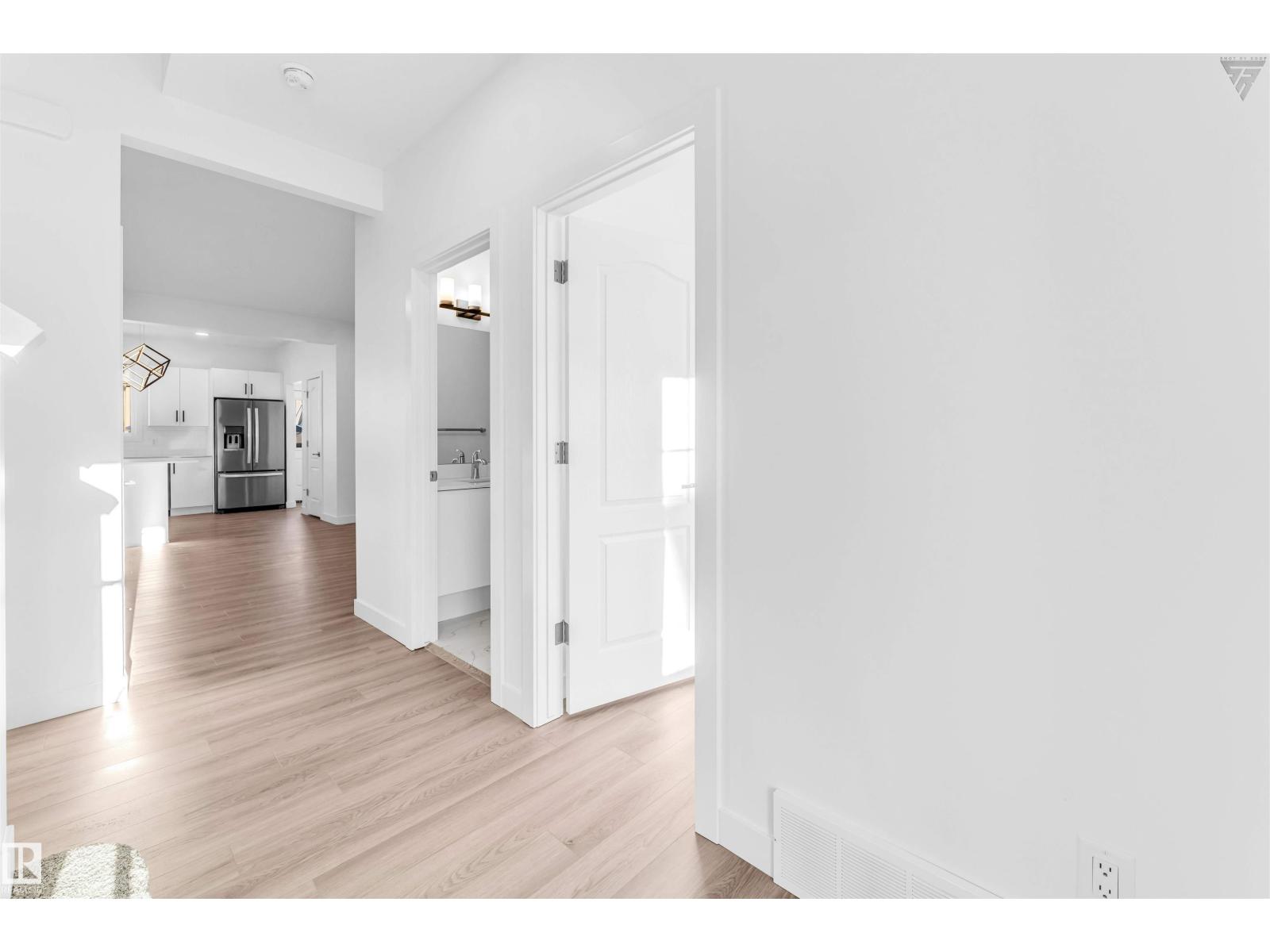 1224 14 AV NW NW - 9