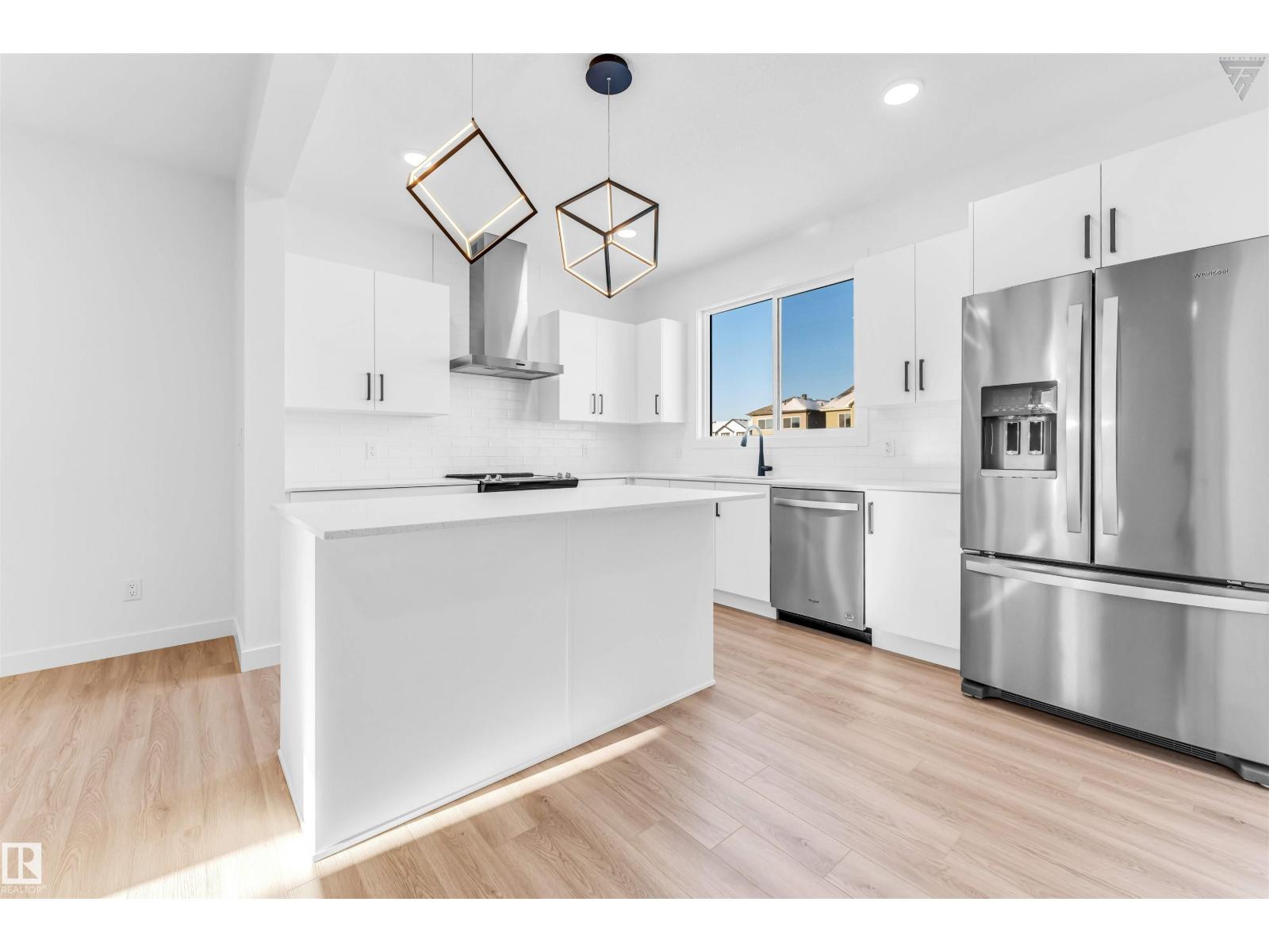 1224 14 AV NW NW - 20
