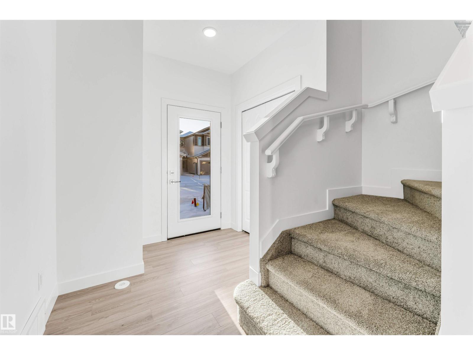 1224 14 AV NW NW - 7