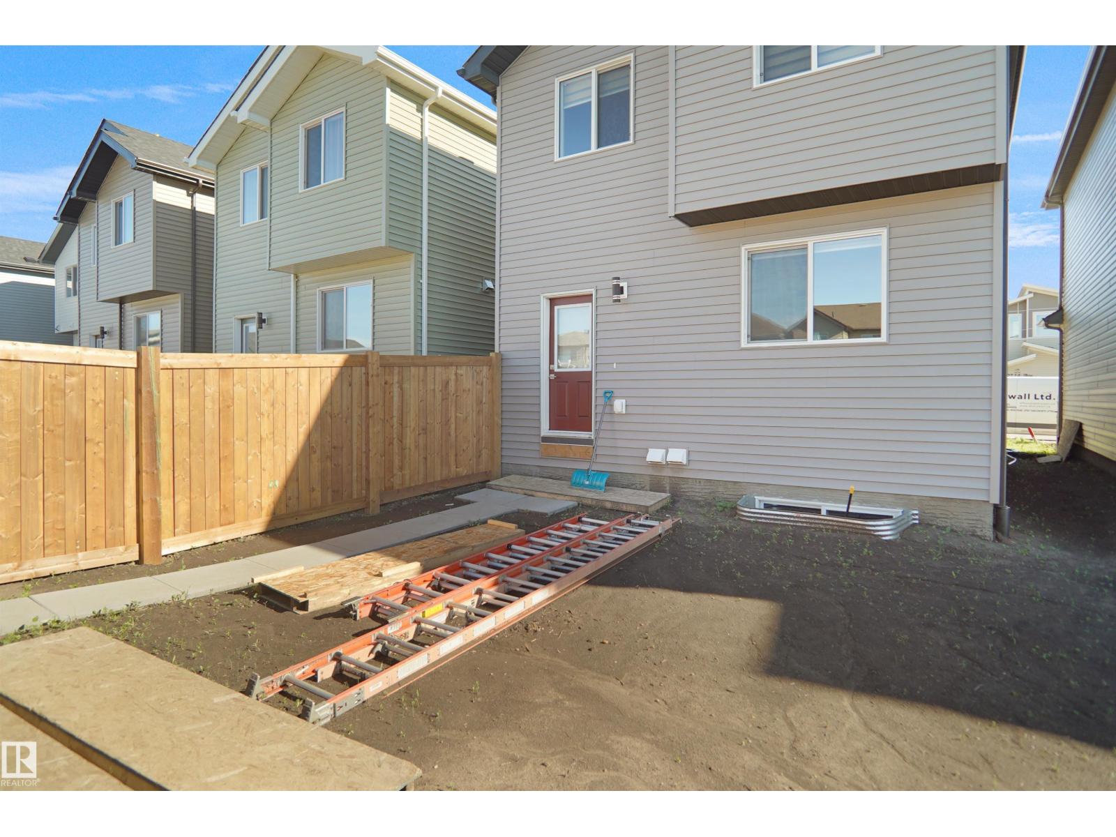 1224 14 AV NW NW - 43