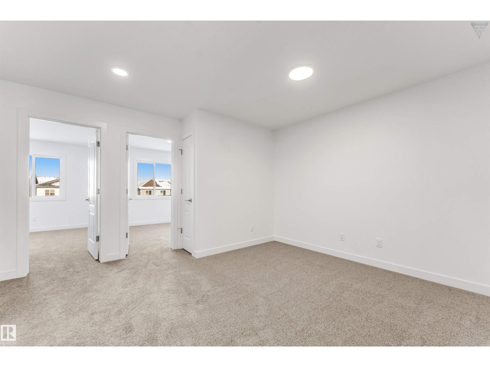 1224 14 AV NW NW - 28