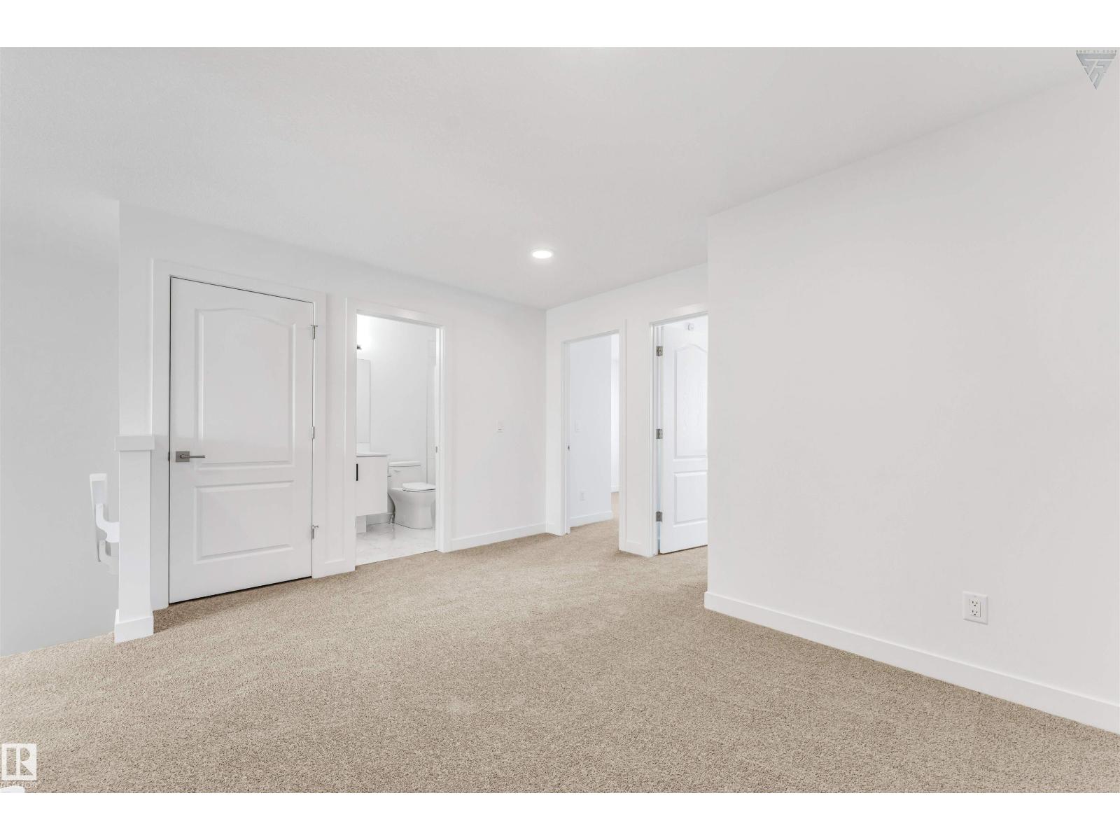 1224 14 AV NW NW - 29