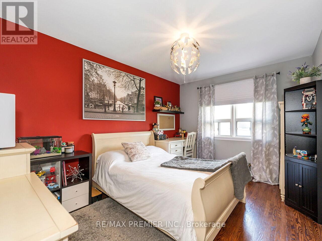 2894 WESTON ROAD - 17