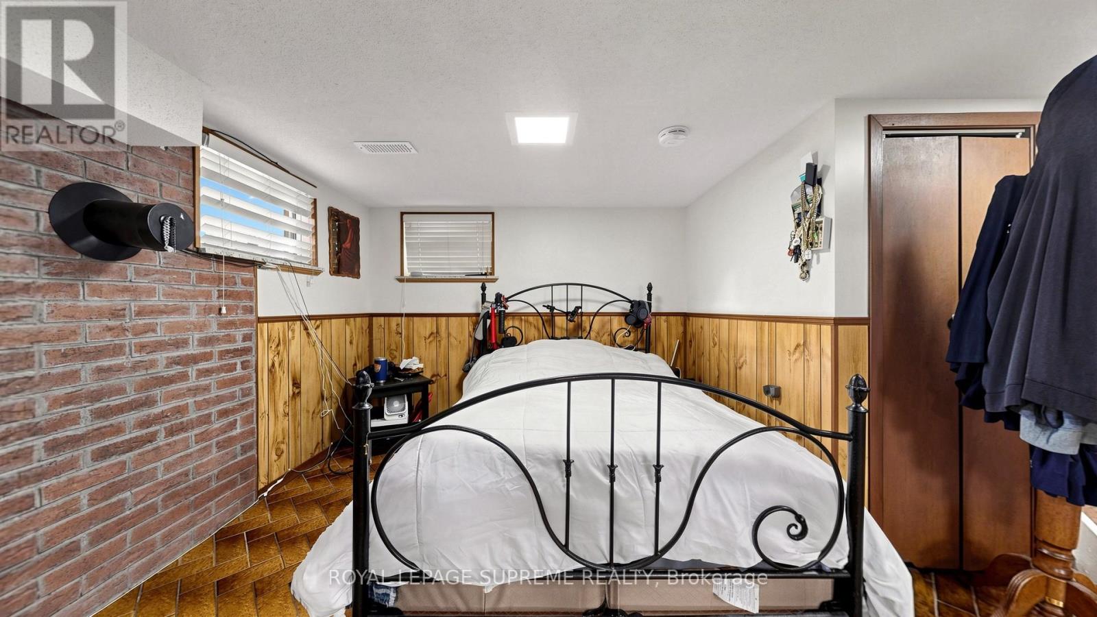 610 MCROBERTS AVENUE - 31