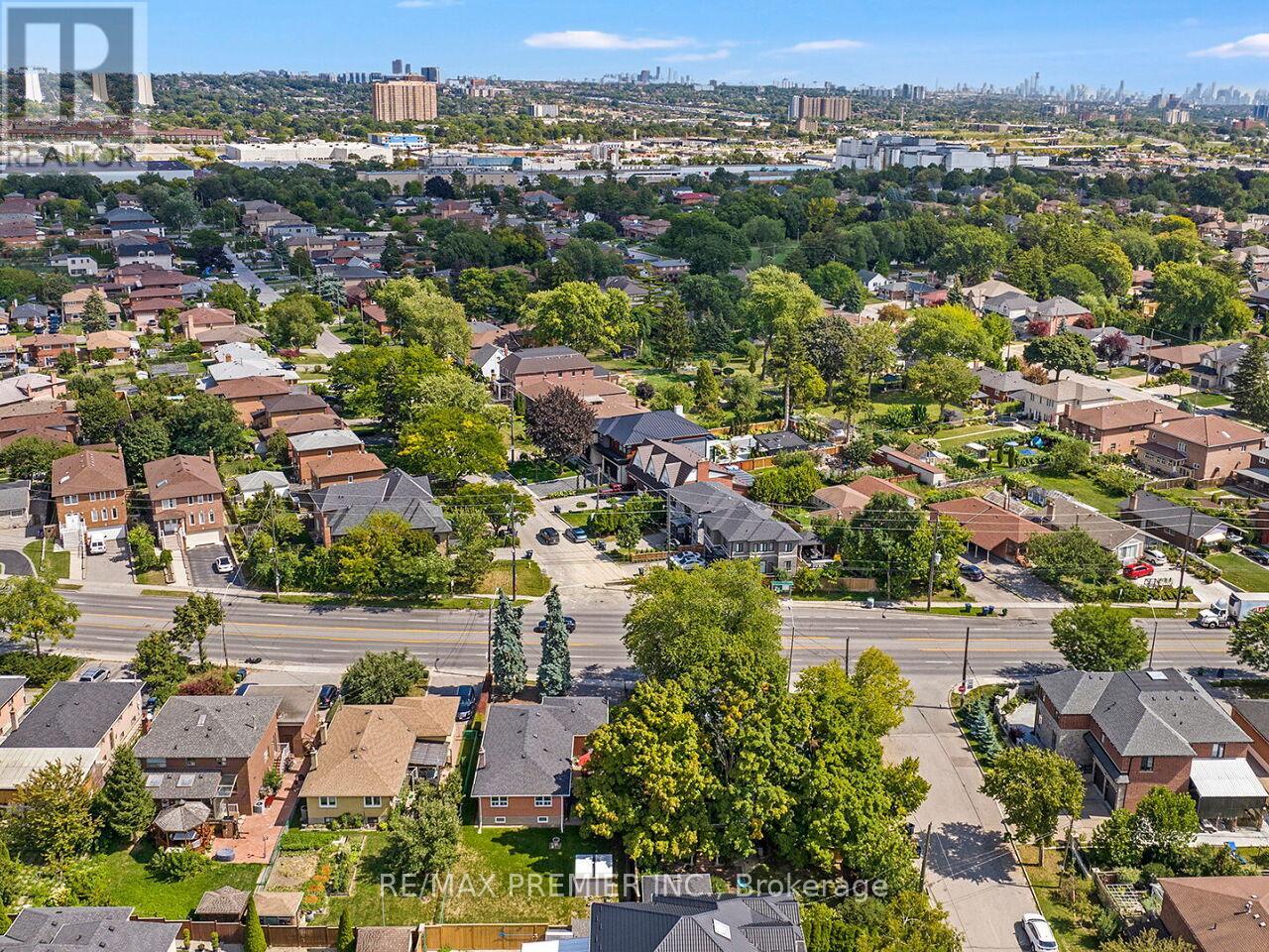 2894 WESTON ROAD - 36