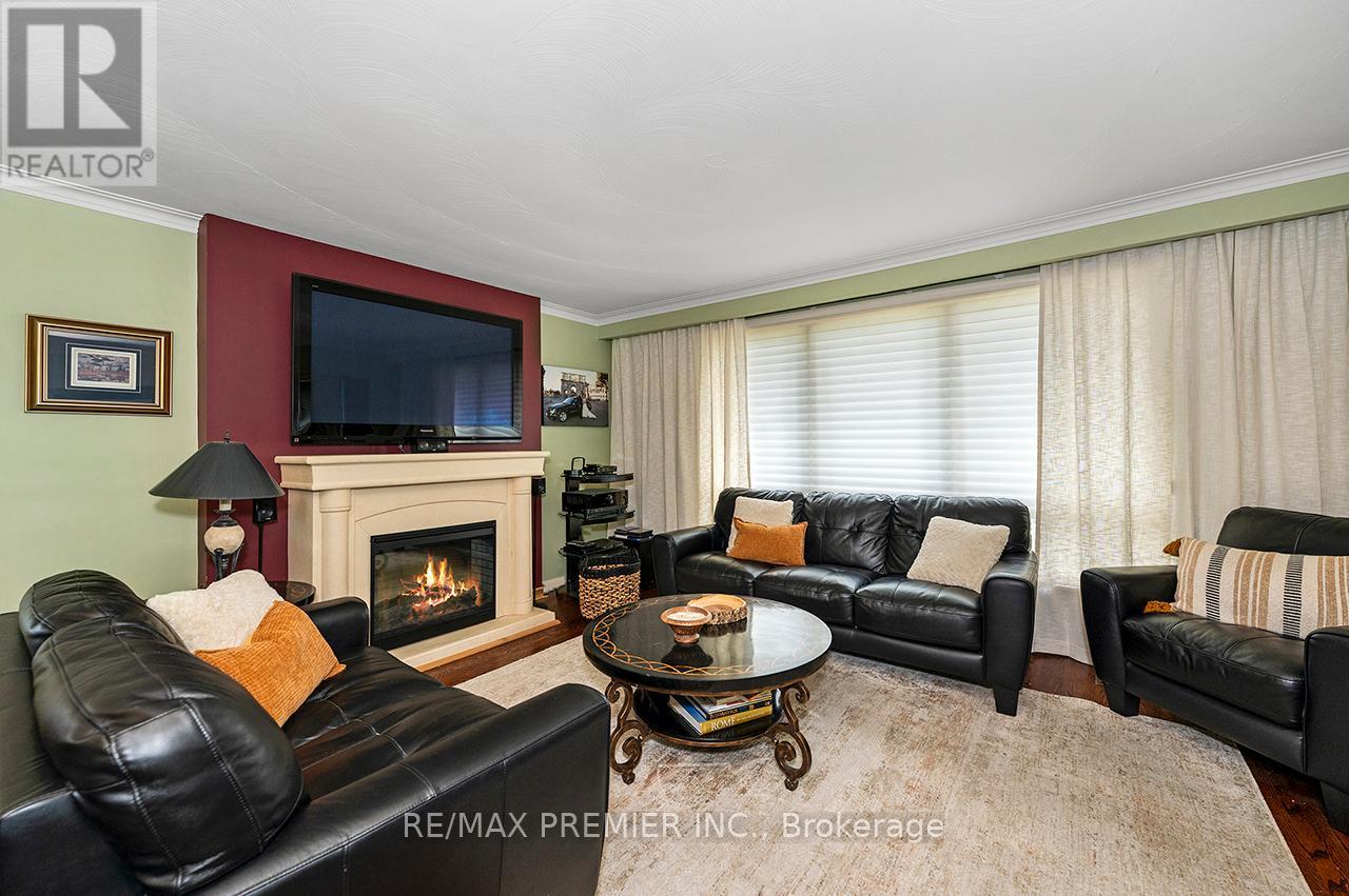 2894 WESTON ROAD - 3