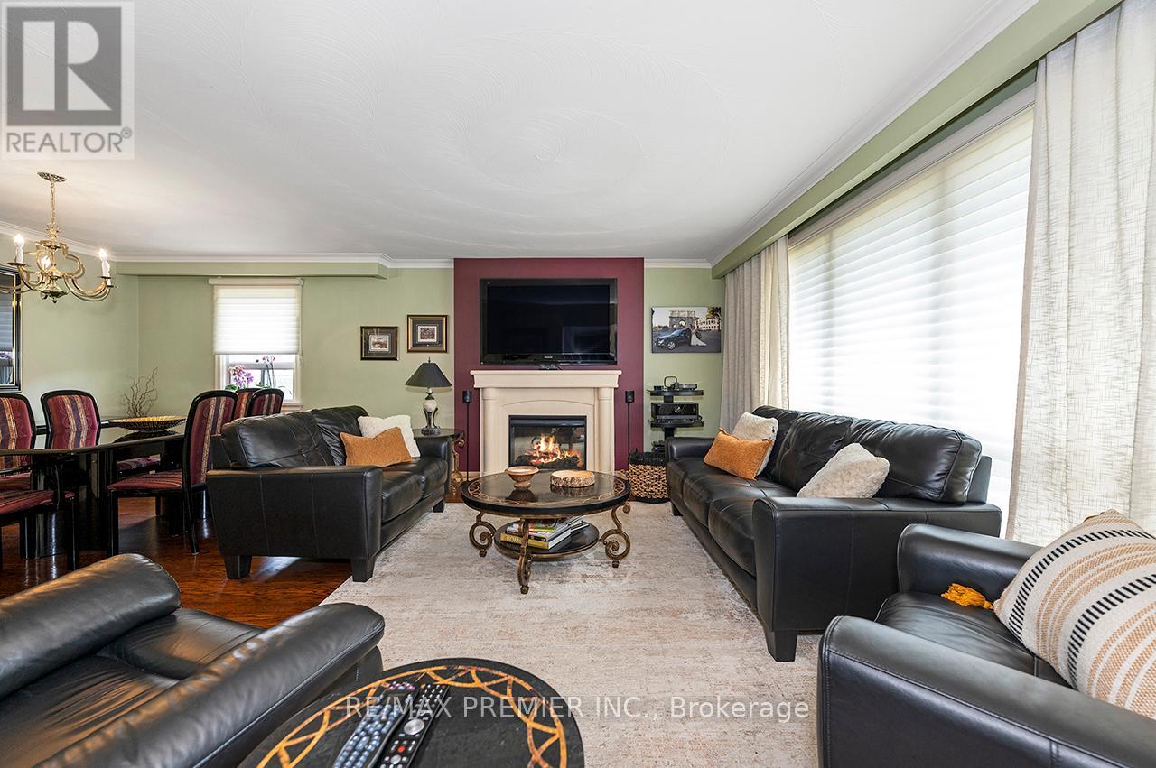 2894 WESTON ROAD - 5