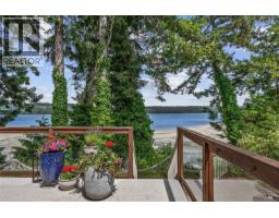 7764 Ships Point Rd, Fanny Bay, BC V0R1W0 Photo 30