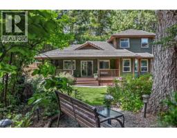 7764 Ships Point Rd, Fanny Bay, BC V0R1W0 Photo 23
