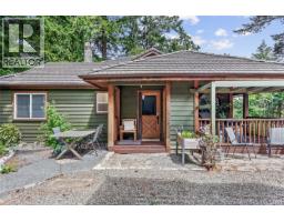 7764 Ships Point Rd, Fanny Bay, BC V0R1W0 Photo 20