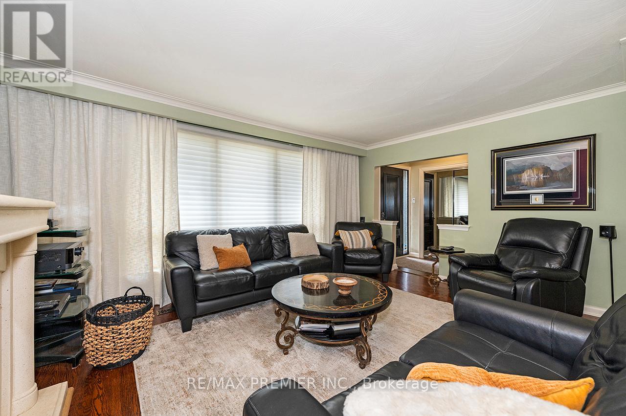 2894 WESTON ROAD - 4