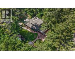 7764 Ships Point Rd, Fanny Bay, BC V0R1W0 Photo 68