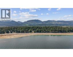 7764 Ships Point Rd, Fanny Bay, BC V0R1W0 Photo 62