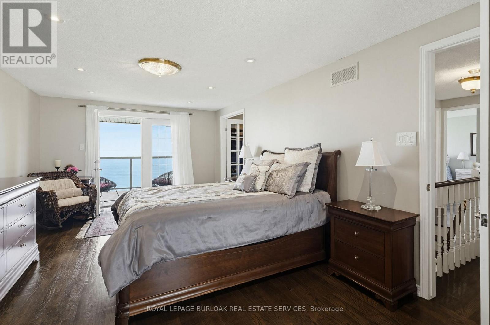 97 LAKEVIEW DRIVE - 25