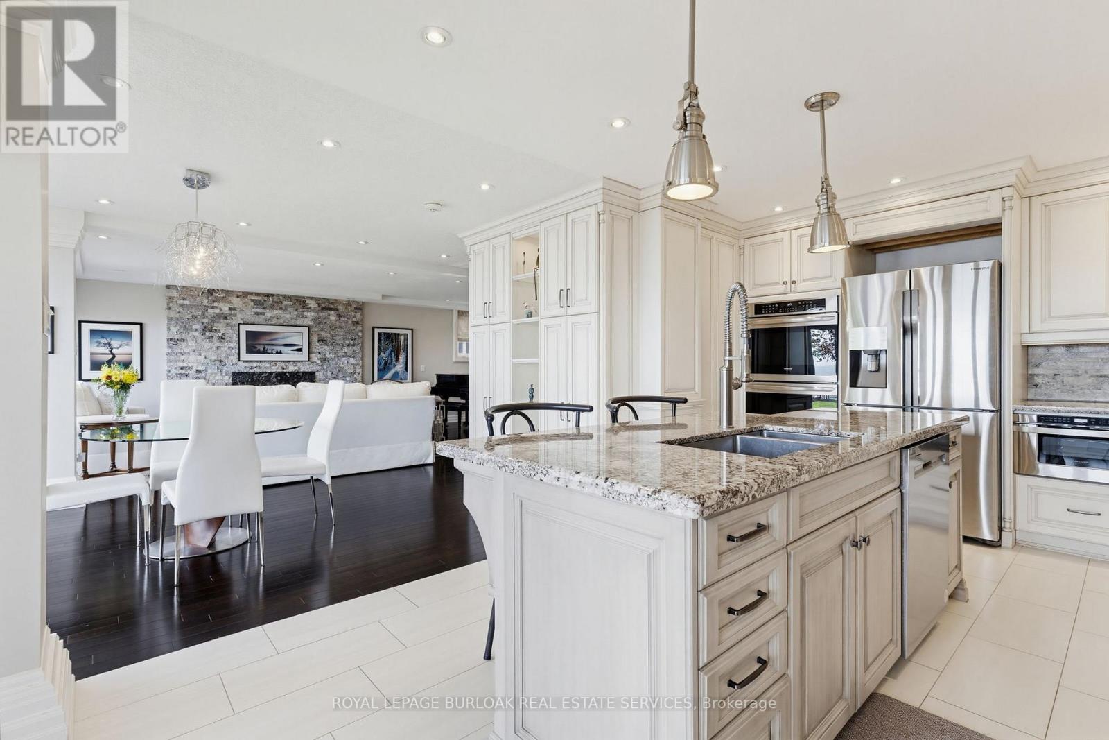 97 LAKEVIEW DRIVE - 15