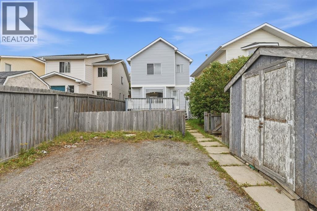 298 Costa Mesa Close NE — photo 39