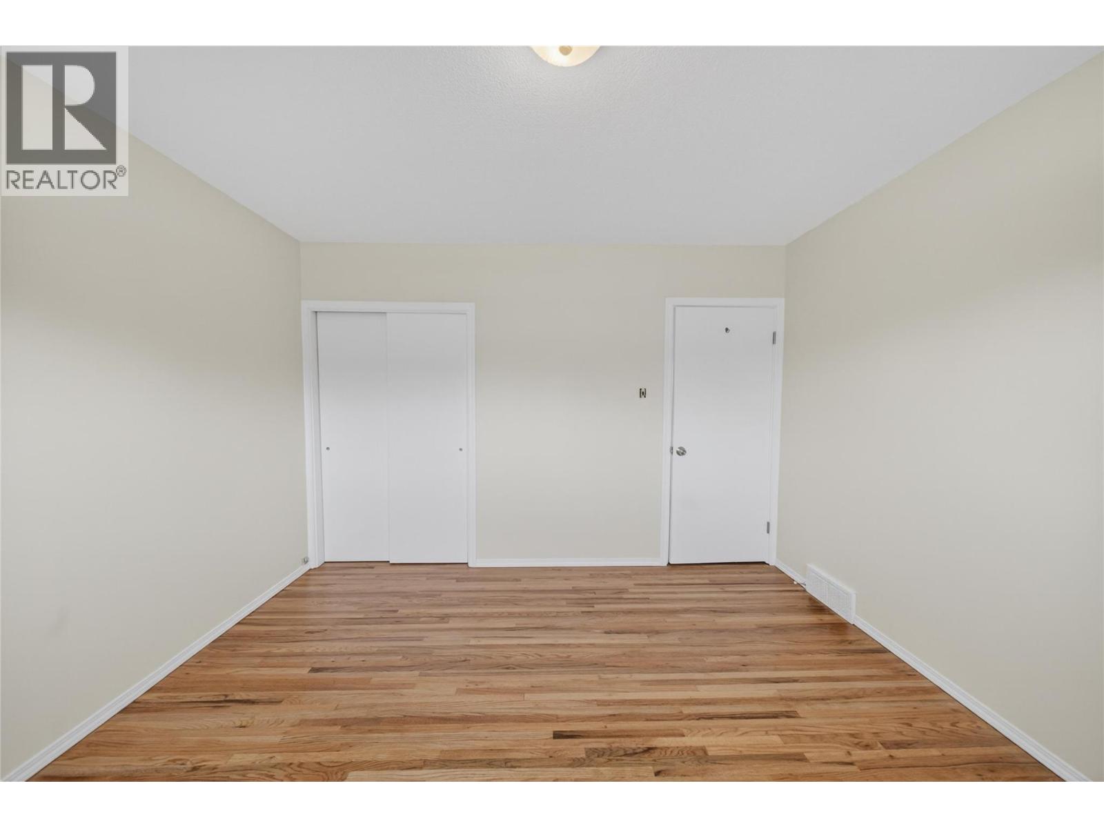 306 8th Street S - 17