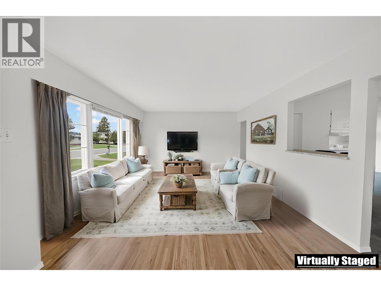 306 8th Street S - 6