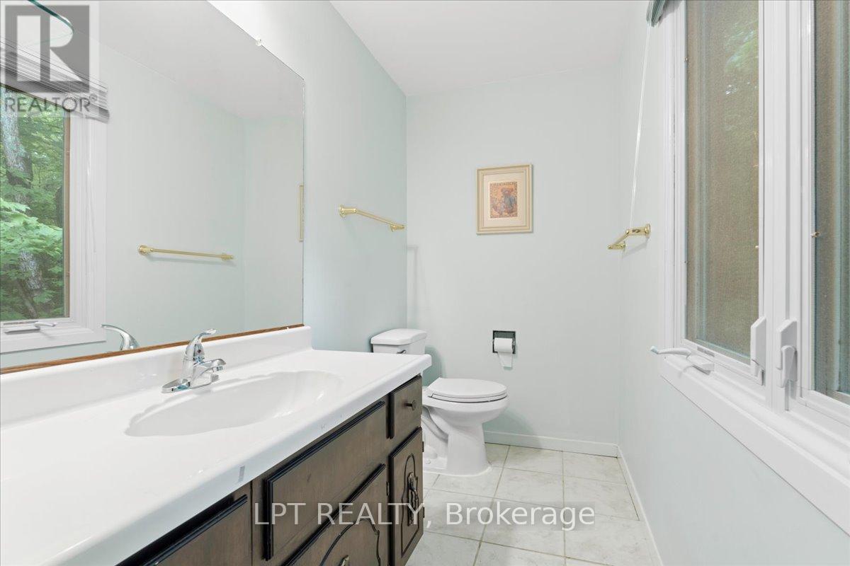 1432 WALLBRIDGE LOYALIST ROAD - 29