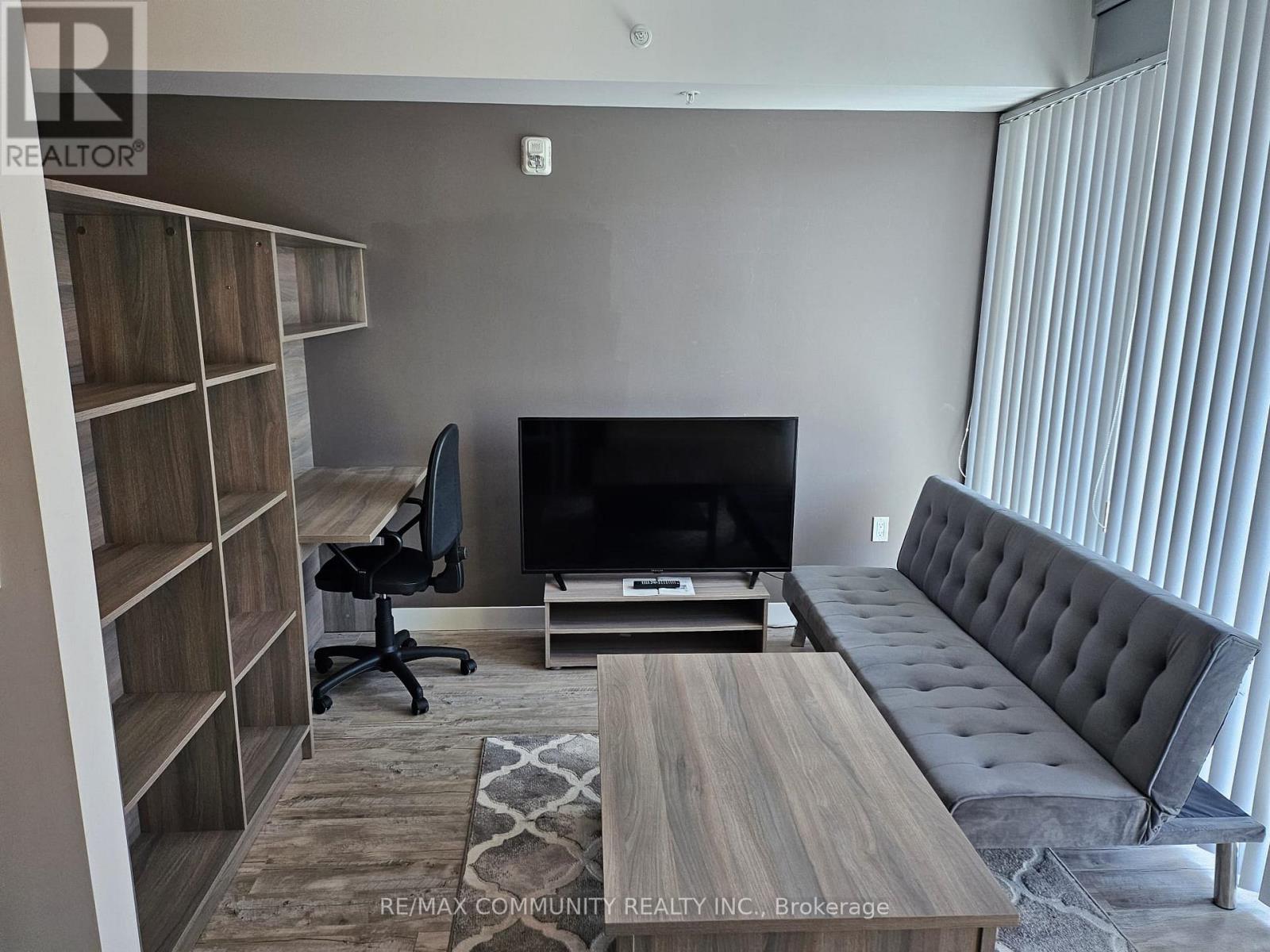 #316 257 HEMLOCK STREET - 9