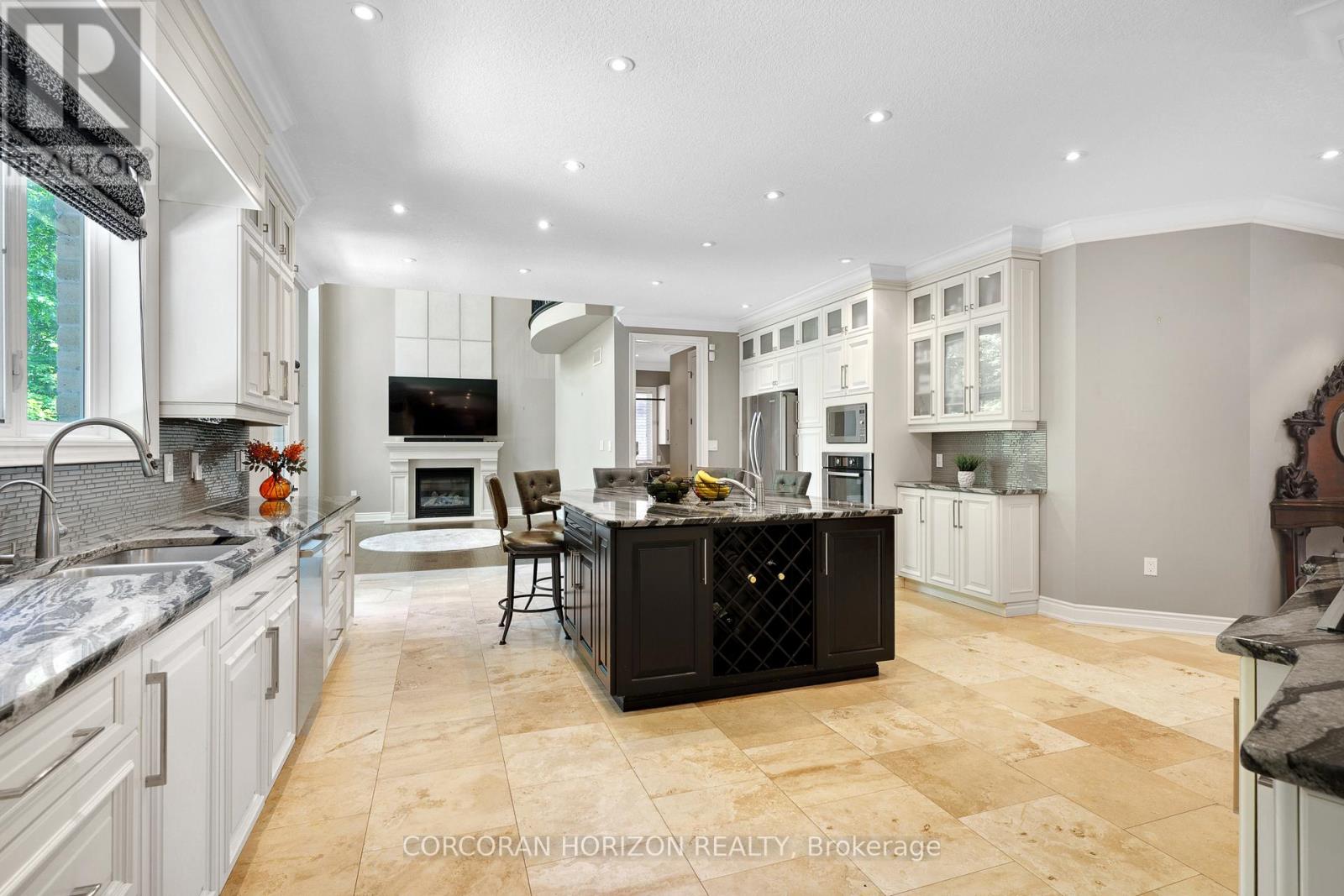 #8 258 EDGEWATER CRESCENT - 12