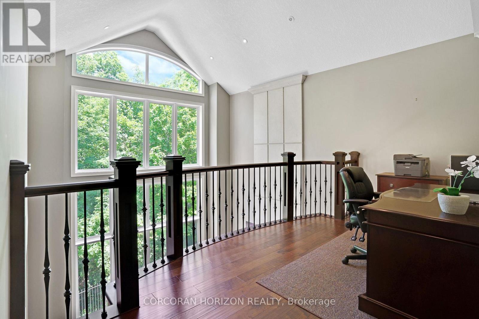 #8 258 EDGEWATER CRESCENT - 34