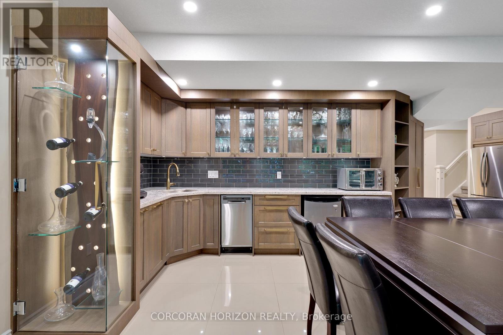 #8 258 EDGEWATER CRESCENT - 42