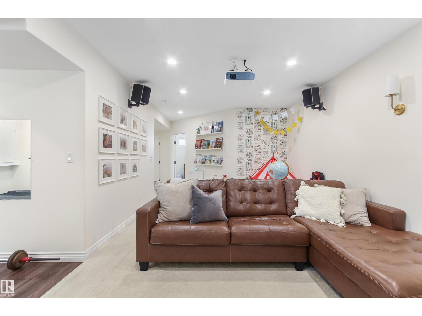 34 Falcon RD - 55