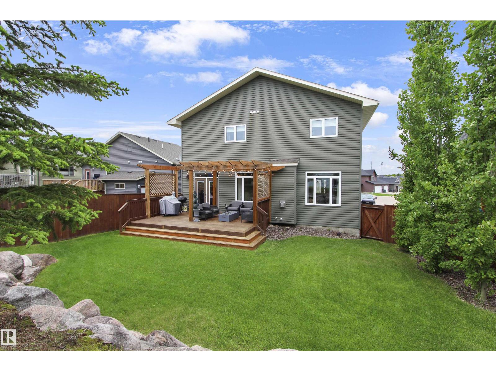 34 Falcon RD - 64