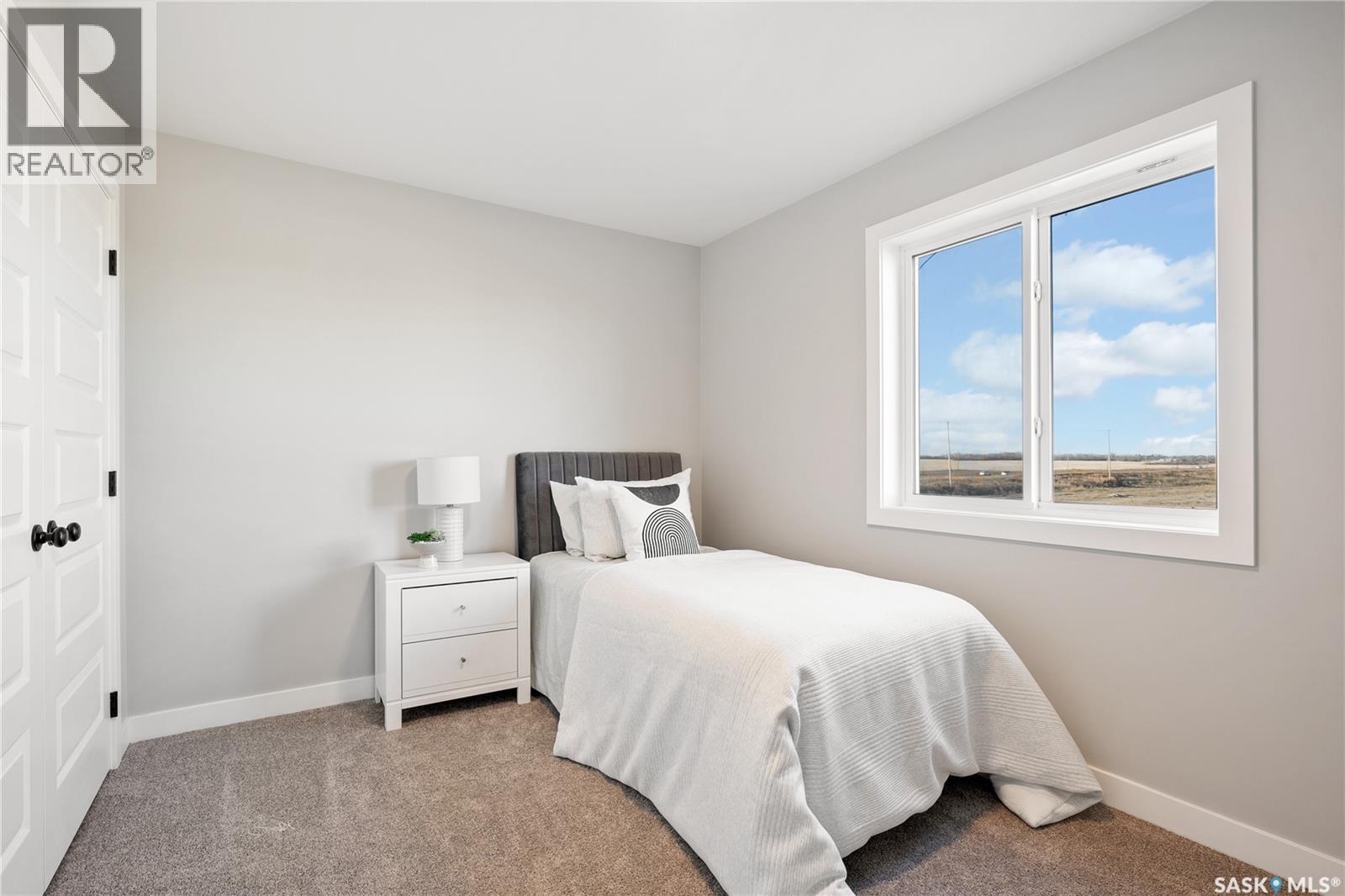 10 Vancouver CRESCENT - 32