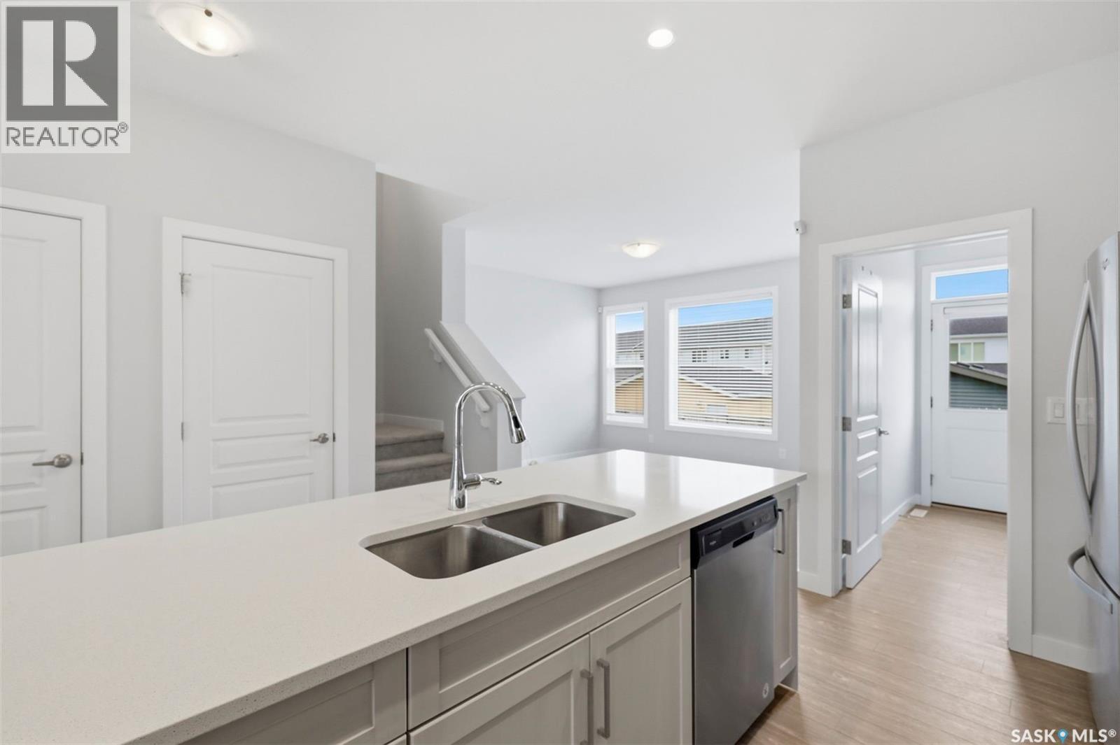 251 Newton LINK — photo 15